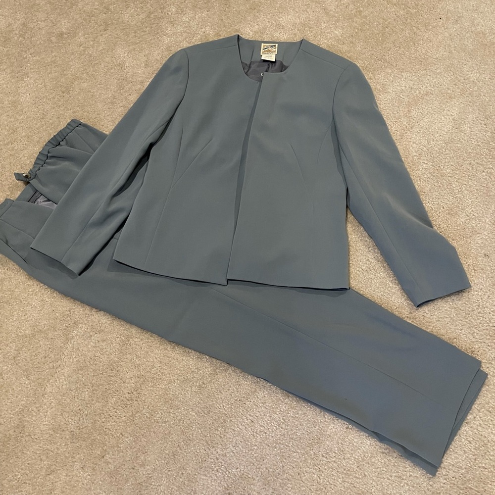 TravelSmith size 10